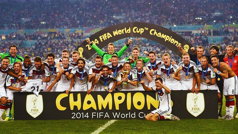 有英嘉尼智能影院，看世界杯才過(guò)癮！