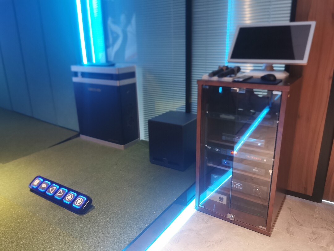 英嘉尼7.1影K一體